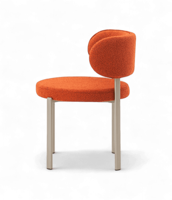 Twiggy, view 3