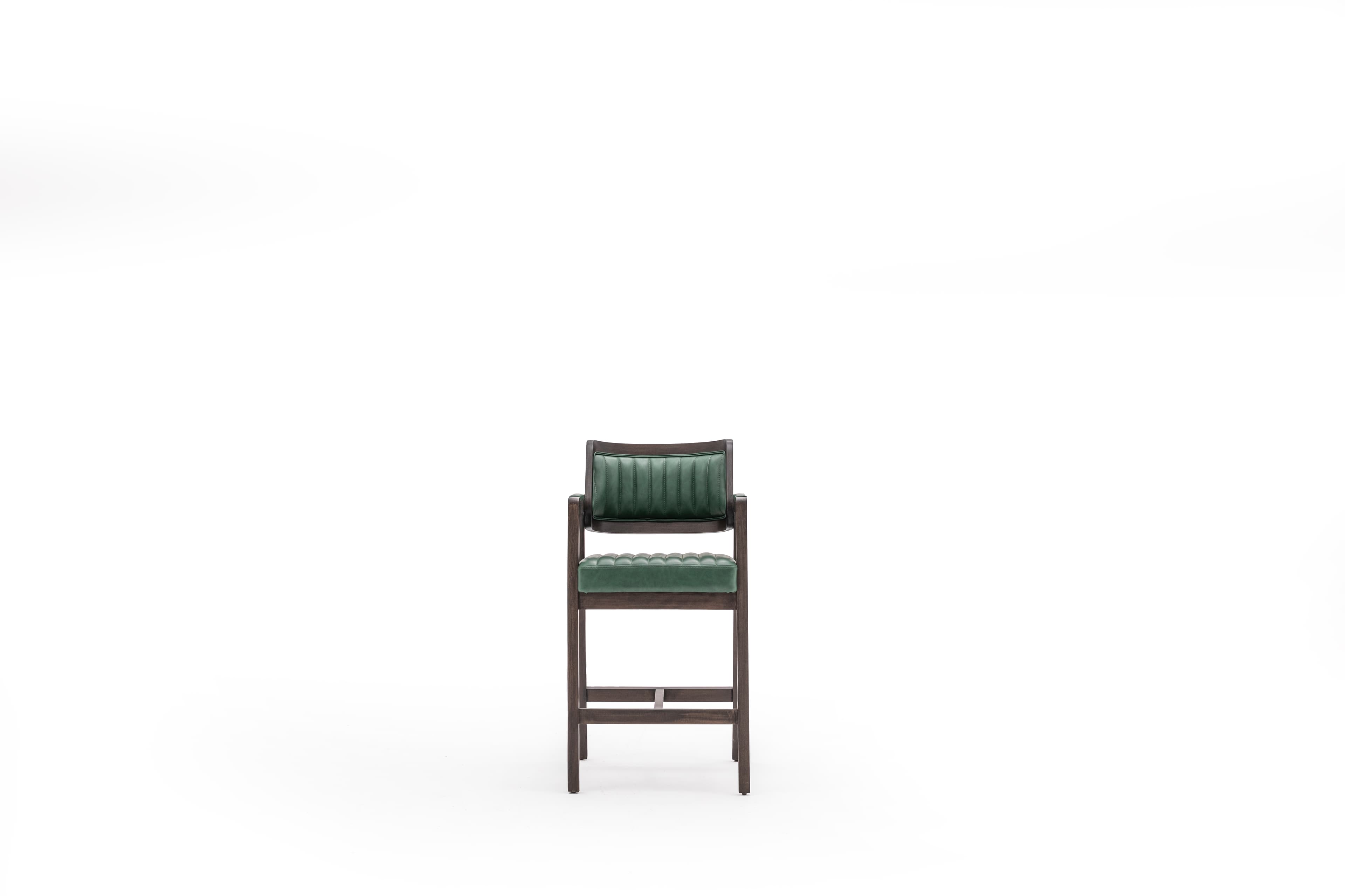 Belmon Wicker, view 1